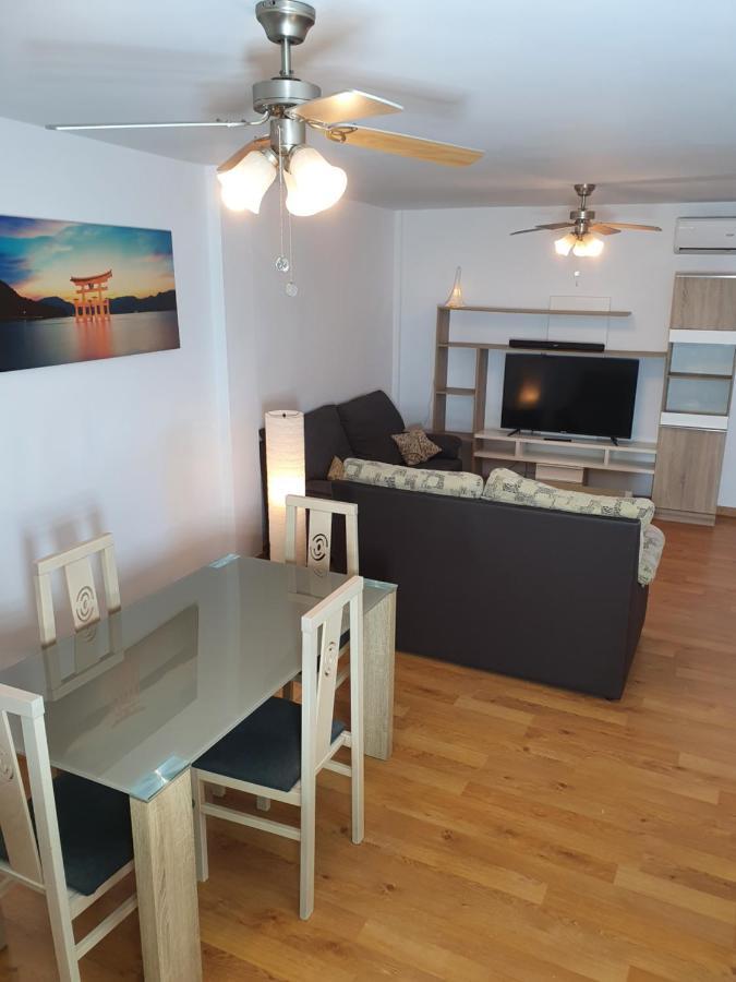 1F, Aire Acondic, 80M2, 2 Dormitorios, 4 Huespedes, Wifi Gratis Ла-Линеа-де-ла-Консепсьон Экстерьер фото